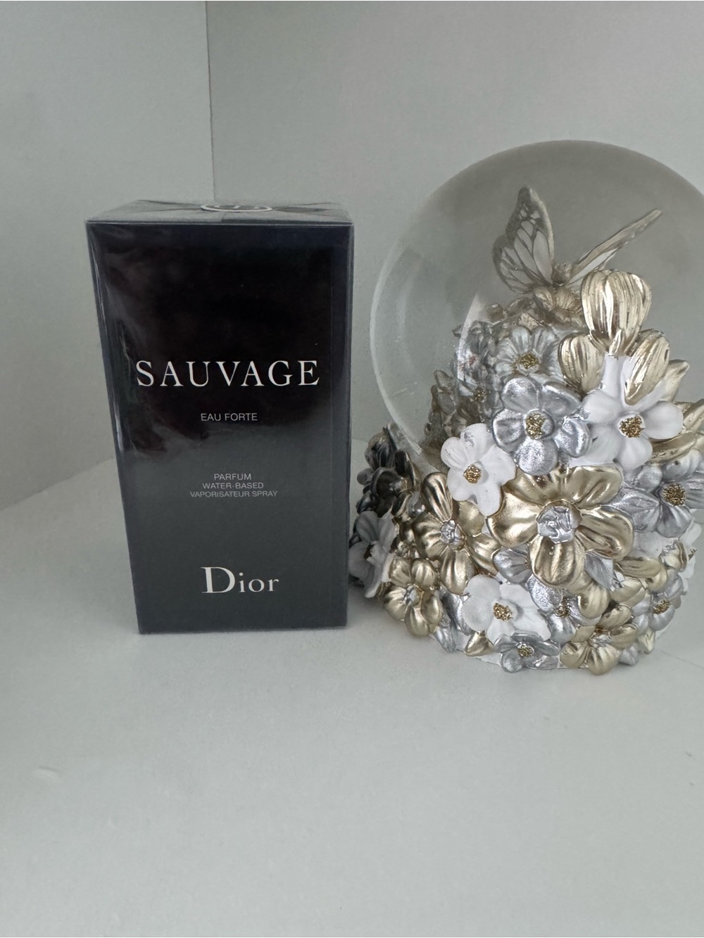 Unisex parfum large bottle